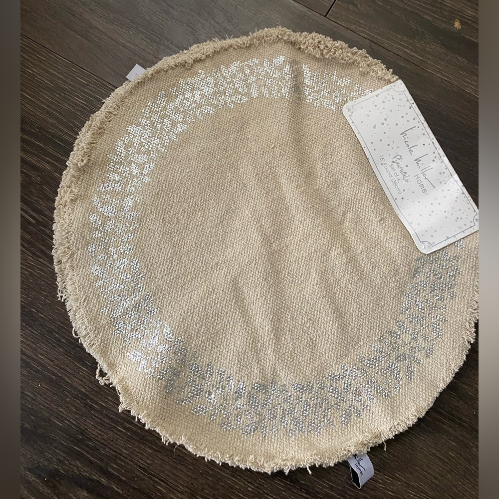 Nicole Miller Christmas Placemats Round Woven 15"